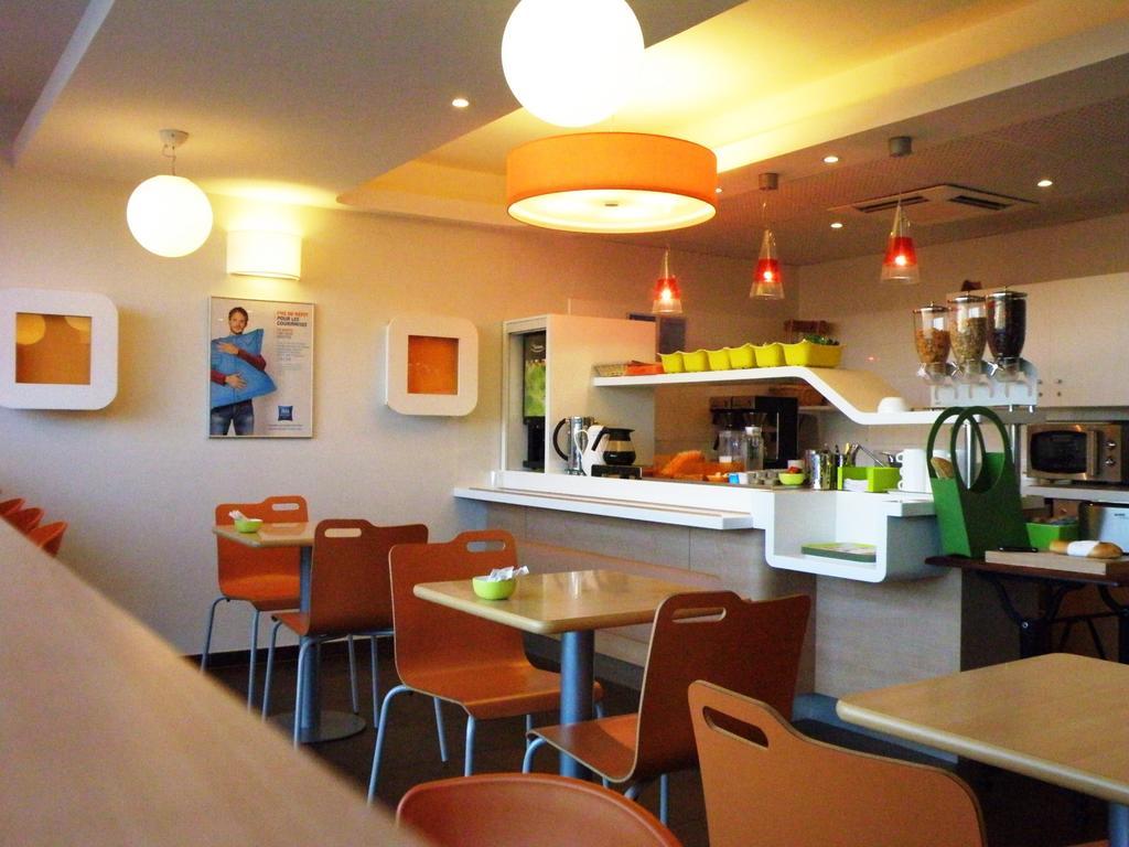 Ibis Budget Montauban Les Chaumes Kültér fotó